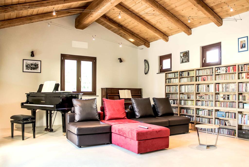 فندق Le Stanze Della Musica Borgomale المظهر الخارجي الصورة